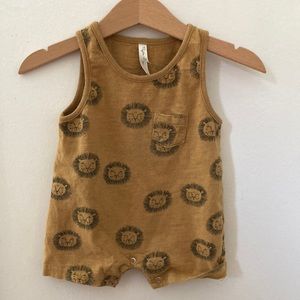 Rylee + Cru lion jumper 🦁